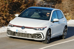 Volkswagen Golf GTI 2.0 TSI 180 kW (245 CV) DSG GTI Turismo Blanco Oryx Efecto N&aacute;car Exterior Frontal-Lateral 5 puertas