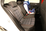 Volkswagen Golf GTI 2.0 TSI 180 kW (245 CV) DSG GTI Turismo Interior Silla infantil 5 puertas