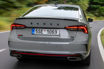 Skoda Octavia RS 1.4 TSI iV 180 kW (245 CV) DSG RS iV Turismo Plata Brillante Metalizado Exterior Posterior 5 puertas