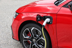 Skoda Octavia Combi RS 1.4 TSI iV 180 kW (245 CV) DSG Combi RS iV Turismo familiar Rojo Velvet Metalizado Exterior Toma de recarga 5 puertas