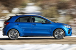 KIA Rio 1.0 T-GDi MHEV iMT 88 kW (120 CV) GT Line Turismo Sporty Blue Exterior Lateral 5 puertas