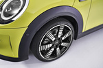 MINI MINI Cabrio Cooper S Cabrio Cooper S Descapotable Zesty Yellow Exterior Llanta 2 puertas