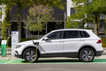 Volkswagen Tiguan eHybrid eHybrid Elegance  Todo terreno Blanco Oryx Efecto N&aacute;car Exterior Toma de recarga 5 puertas