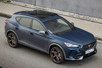 CUPRA Formentor VZ 1.4 e-HYBRID 180 KW (245 CV) DSG 6 vel. Formentor VZ e-HYBRID Todo terreno Azul Petrol Matt Exterior Cenital-Lateral-Frontal 5 puertas