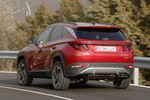 Hyundai Tucson 1.6 T-GDI HEV 169 kW (230 CV) 4x4 6AT Style H&iacute;brido Todo terreno Engine Red Exterior Lateral-Posterior 5 puertas