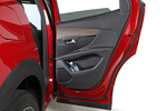 Peugeot 3008 PureTech 180 S&S EAT8 GT Pack Todo terreno Interior Puerta 5 puertas