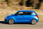 Suzuki Swift 1.2 Mild Hybrid GLX Turismo Azul Speedy Exterior Cenital-Lateral 5 puertas