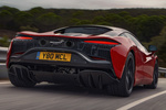 McLaren High-Performance Hybrid Artura (Versi&oacute;n con el volante a la derecha) Artura Black Pack Coup&eacute; Vermillion Red Exterior Posterior-Lateral 2 puertas