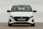 Hyundai i20 1.0 T-GDi 73,5 kW (100 CV) 48V Tecno Turismo Polar White Exterior Frontal 5 puertas