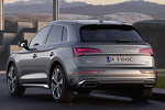 Audi Q5 55 TFSIe quattro S line TFSIe Todo terreno Gris Daytona Exterior Lateral-Posterior 5 puertas