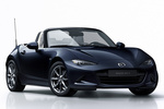 Mazda MX-5 ST 2.0 SKYACTIV-G 135 kW (184 CV) i-Stop & i-Eloop Blue & Red Edition Soft Top Descapotable Deep Crystal Blue Mica Exterior Lateral-Frontal 2 puertas