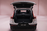Volvo XC40 P8 AWD Recharge Recharge Todo terreno Interior Maletero 5 puertas