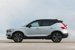 Volvo XC40 T2 R-Design Todo terreno Crystal White Metallic  Exterior Lateral 5 puertas