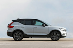 Volvo XC40 T2 R-Design Todo terreno Crystal White Metallic  Exterior Lateral 5 puertas