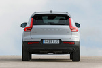 Volvo XC40 T2 R-Design Todo terreno Crystal White Metallic  Exterior Posterior 5 puertas