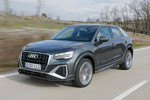 Audi Q2 35 TFSI 110 kW (150 CV) S tronic S line Todo terreno Gris Daytona efecto perla Exterior Frontal-Lateral 5 puertas
