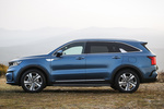 KIA Sorento 1.6 T-GDi PHEV Emotion P Luxury PHEV Todo terreno Gravity Blue Exterior Lateral 5 puertas
