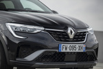 Renault Arkana TCe 103 kW (140 CV) EDC Micro H&iacute;brido R.S. Line Todo terreno Negro Sport Exterior Frontal 5 puertas