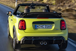 MINI MINI Cabrio John Cooper Works Autom&aacute;tico Cabrio John Cooper Works Descapotable Zesty Yellow Exterior Lateral-Posterior 2 puertas