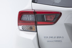 Subaru Impreza ecoHYBRID Executive Turismo Crystal White Pearl Exterior Pilotos 5 puertas