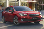 Subaru Impreza ecoHYBRID Executive Turismo Pure Red Exterior Lateral-Frontal 5 puertas