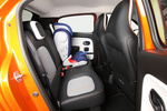 Renault Twingo 60 kW R80 Bater&iacute;a 20 kWh Electric SL Vibes Turismo Interior Silla infantil 5 puertas