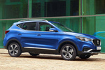 MG ZS ZS EV Luxury Todo terreno Regal Blue Exterior Lateral-Frontal 5 puertas