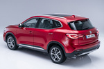 MG EHS EHS Plug-In Hybrid Luxury Todo terreno Phantom Red Exterior Cenital-Posterior-Lateral 5 puertas