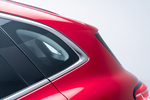 MG EHS EHS Plug-In Hybrid Luxury Todo terreno Phantom Red Exterior Detalle 5 puertas