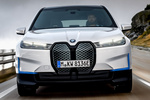 BMW iX xDrive40 Essence BMWi Blau Todo terreno Alpinweiss Exterior Frontal 5 puertas