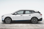 BMW iX xDrive40 Essence BMWi Blau Todo terreno Alpinweiss Exterior Lateral 5 puertas