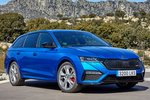 Skoda Octavia Combi RS 2.0 TSI 180 kW (245 CV) DSG Combi RS Turismo familiar Azul Race Metalizado Exterior Lateral-Frontal 5 puertas