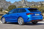 Skoda Octavia Combi RS 2.0 TSI 180 kW (245 CV) DSG Combi RS Turismo familiar Azul Race Metalizado Exterior Lateral-Posterior 5 puertas