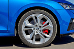 Skoda Octavia Combi RS 2.0 TSI 180 kW (245 CV) DSG Combi RS Turismo familiar Azul Race Metalizado Exterior Llanta 5 puertas