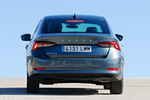 Skoda Octavia 1.0 TSI mHEV 81 kW (110 CV) DSG Style Turismo Gris Cuarzo Metalizado Exterior Posterior 5 puertas