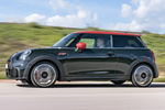 MINI MINI 3p John Cooper Works 3p John Cooper Works Turismo Rebel Gren con Techo Rojo Exterior Frontal-Lateral 5 puertas