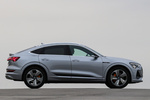 Audi e-tron Sportback 50 quattro Sportback S line Todo terreno Plata Florete metalizado Exterior Lateral 5 puertas