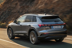 Audi Q4 Q4 e-tron 50 quattro Edition One e-tron Todo terreno Gris Balasto Exterior Lateral-Frontal 5 puertas