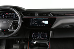 Audi e-tron Sportback 50 quattro Sportback S line con asientos deportivos S Todo terreno Interior Consola Central 5 puertas