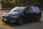 Fiat Tipo Gama Tipo Life Station Wagon Turismo familiar Exterior Frontal-Lateral 5 puertas