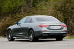 Mercedes-Benz Clase S 400 d 4MATIC AMG Line con Paquete Night Turismo Gris selenita metalizado Exterior Lateral-Posterior 4 puertas