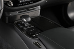 Lexus LS 500h AWD Luxury L-Aniline Turismo Interior Consola Central 4 puertas