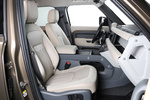 Land Rover Defender 110 P400 AWD Auto MHEV 110 First Edition Todo terreno Interior Asientos 5 puertas
