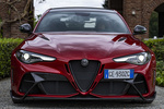 Alfa Romeo Giulia GTAm GTAm Turismo Rojo Etna Exterior Frontal 4 puertas