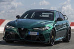 Alfa Romeo Giulia GTAm GTAm Turismo Verde Montreal Exterior Frontal-Lateral 4 puertas