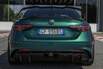 Alfa Romeo Giulia GTAm GTAm Turismo Verde Montreal Exterior Posterior 4 puertas