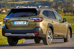 Subaru Outback 2.5i Lineartronic Touring Turismo familiar Autumn Green Metallic Exterior Posterior-Lateral 5 puertas