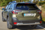 Subaru Outback 2.5i Lineartronic Touring Turismo familiar Autumn Green Metallic Exterior Lateral-Posterior 5 puertas