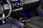 Mercedes-Benz EQA EQA 250 AMG Line Todo terreno Interior Consola Central 5 puertas