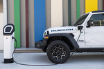 Jeep Wrangler Rubicon 4xe Rubicon 4xe Todo terreno Blanco Brillante Exterior Toma de recarga 5 puertas